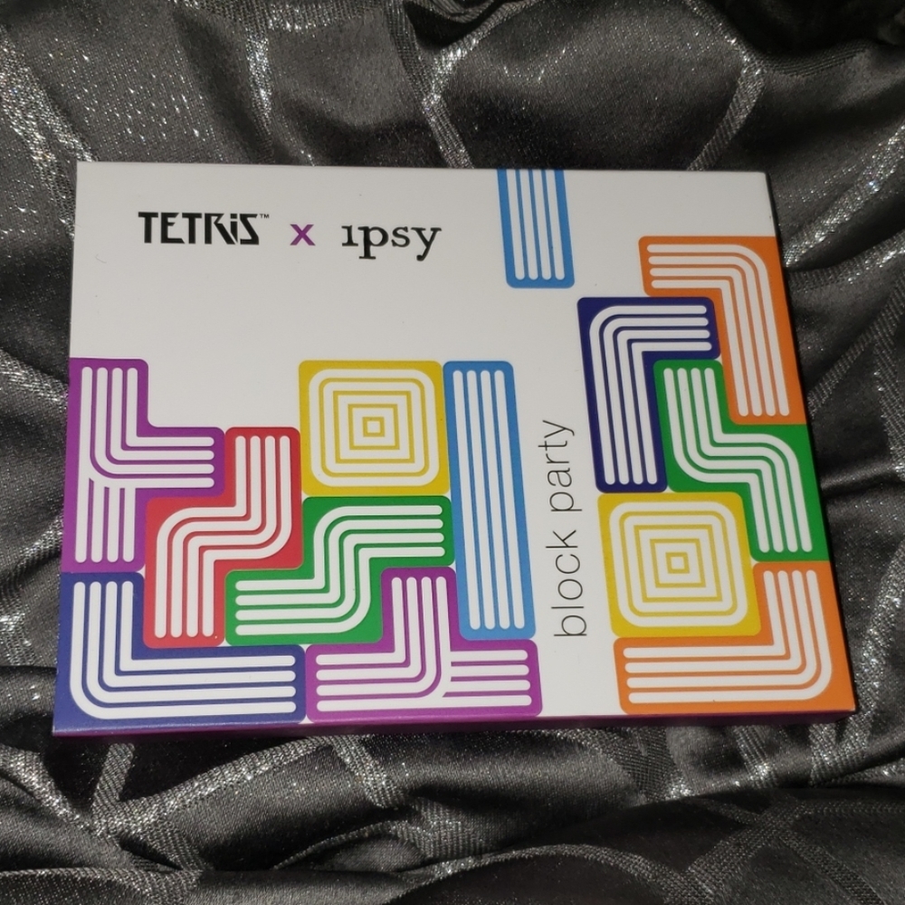 Tetris eyeshadow palette